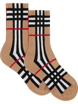 socken mit burberry karo